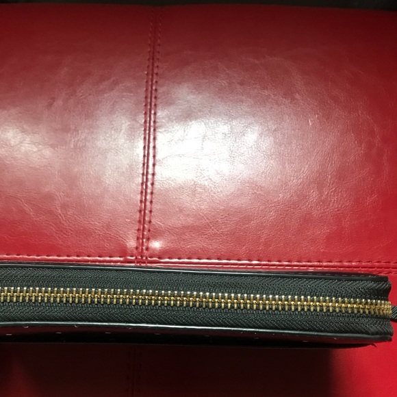 Wallet - Picture 10 of 15
